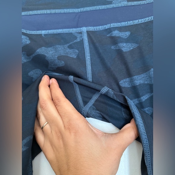 Lululemon run inspired crop camp oil silk blue - Picture 6 of 12